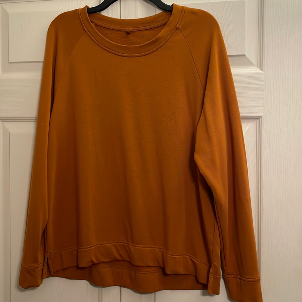 Lou and Grey signature soft womens L top